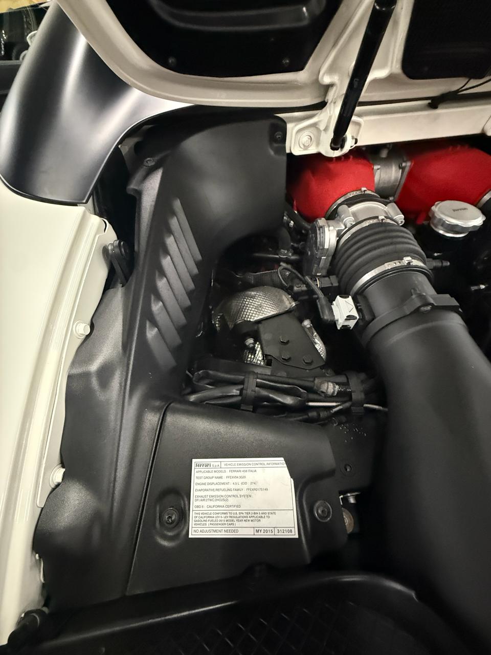 2015 Ferrari 458 Spider - Motor