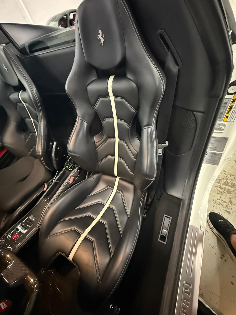 2015 Ferrari 458 Spider - Interior