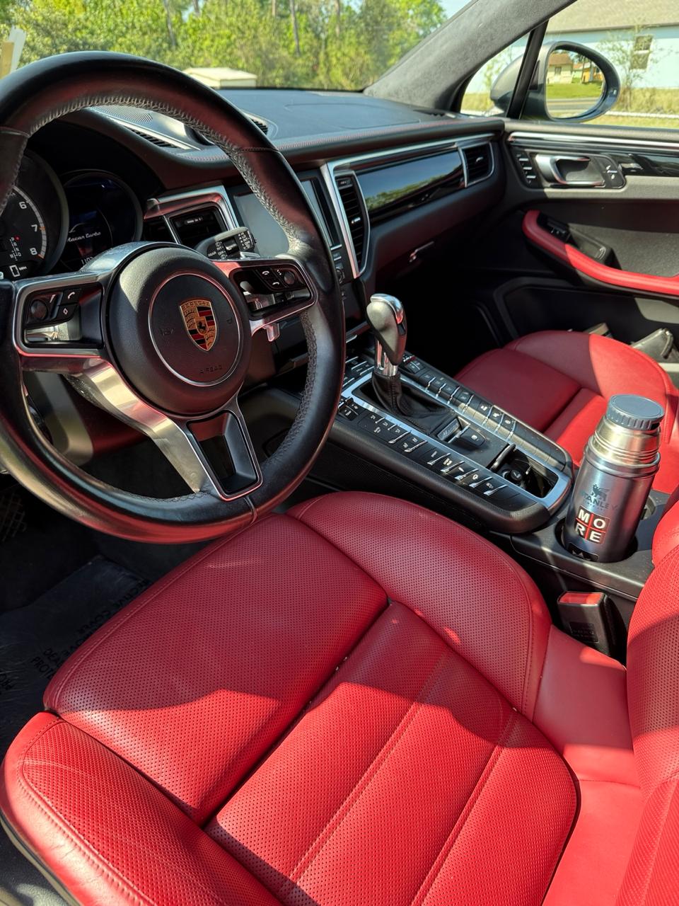 PDK de siete velocidades - 2016 Porsche Macan Turbo - Interior