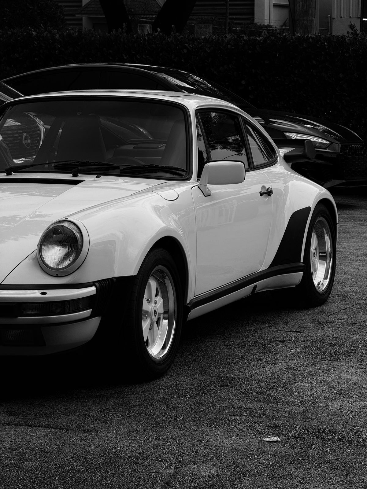 1988 Porsche 911 Turbo (930) - Workshop view
