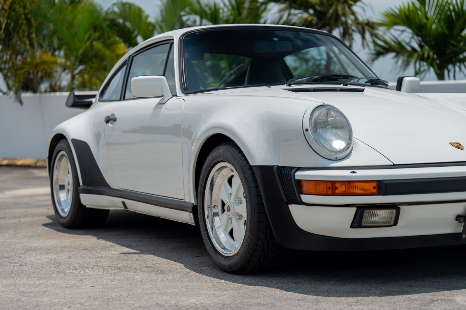 1988 Porsche 911 Turbo (930) — Interior