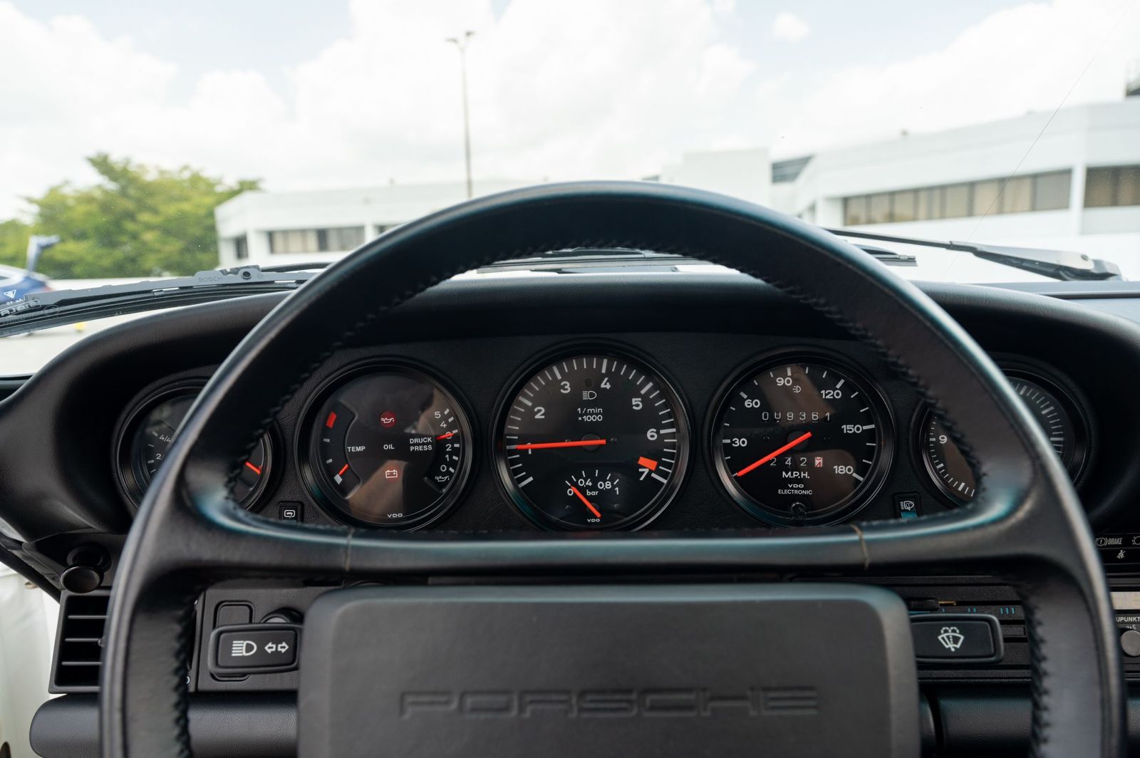 1988 Porsche 911 Turbo (930) — Gauges