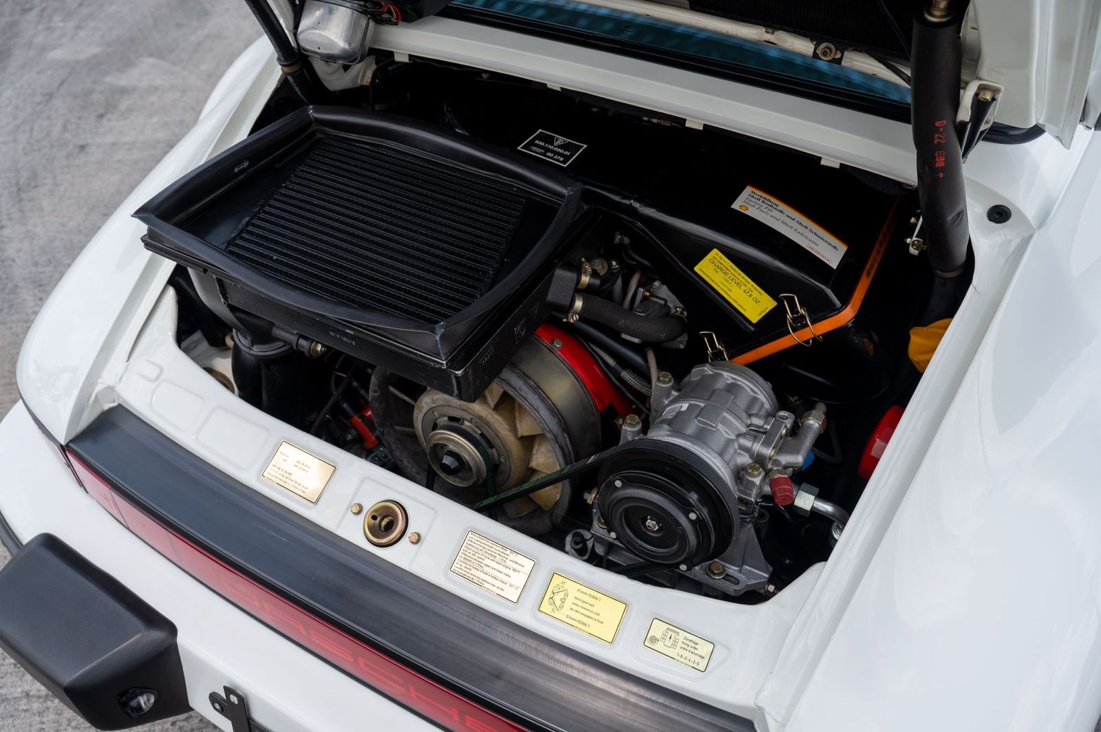 1988 Porsche 911 Turbo (930) — Engine